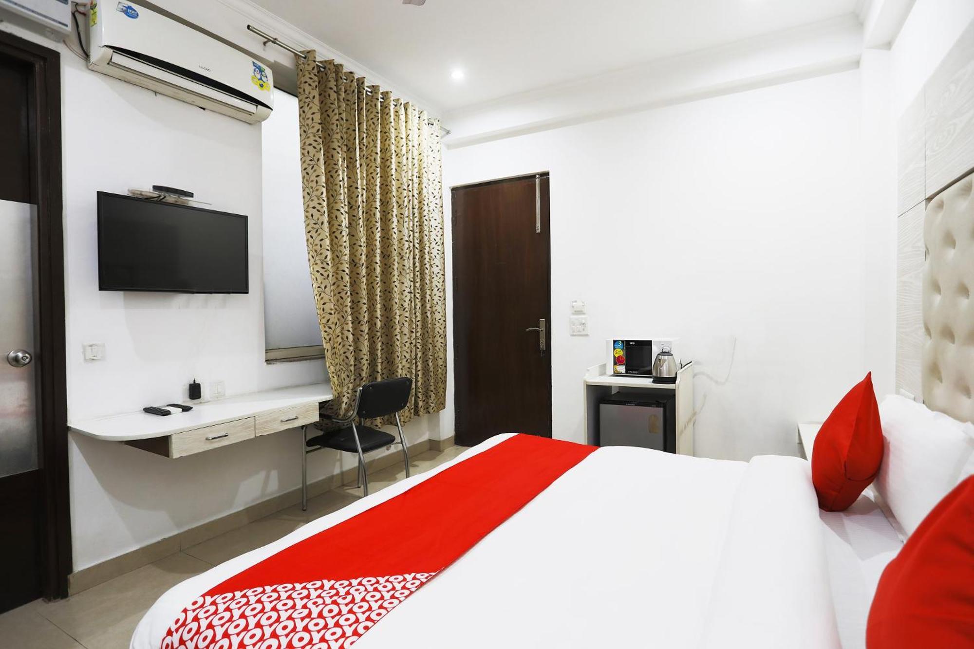 Super Collection O Tipsyy Inn 014 Gurgaon Bagian luar foto