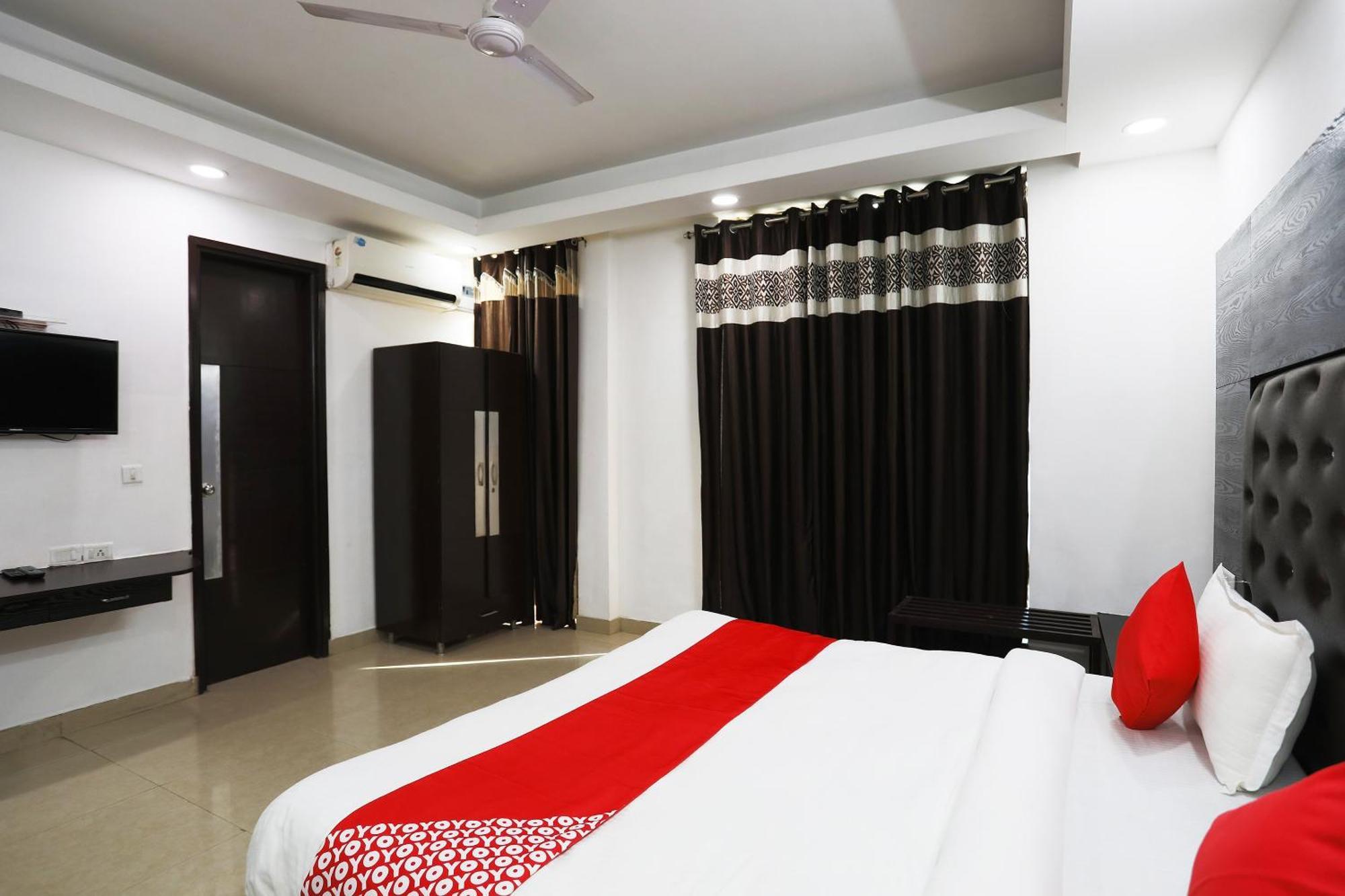 Super Collection O Tipsyy Inn 014 Gurgaon Bagian luar foto